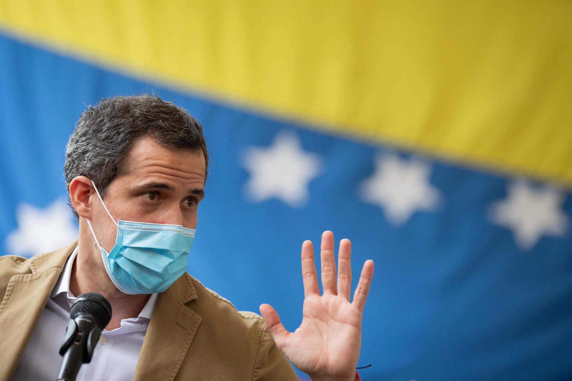 Oposición venezolana discutirá el cese de las sanciones en gira internacional, según Guaidó