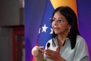 Venezuela dice que solo está «pendiente» de los barcos con crudo que salen de sus puertos
