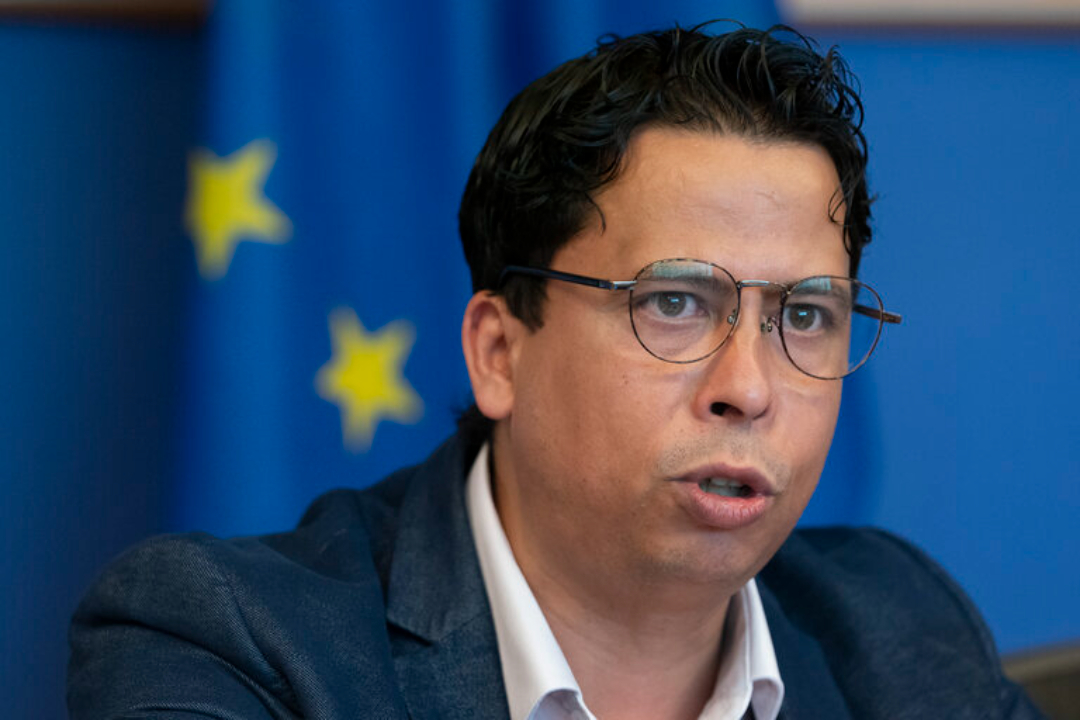 Parlamento Europeo condena el asesinato de Roberto Samcam y alerta sobre la represión transnacional
