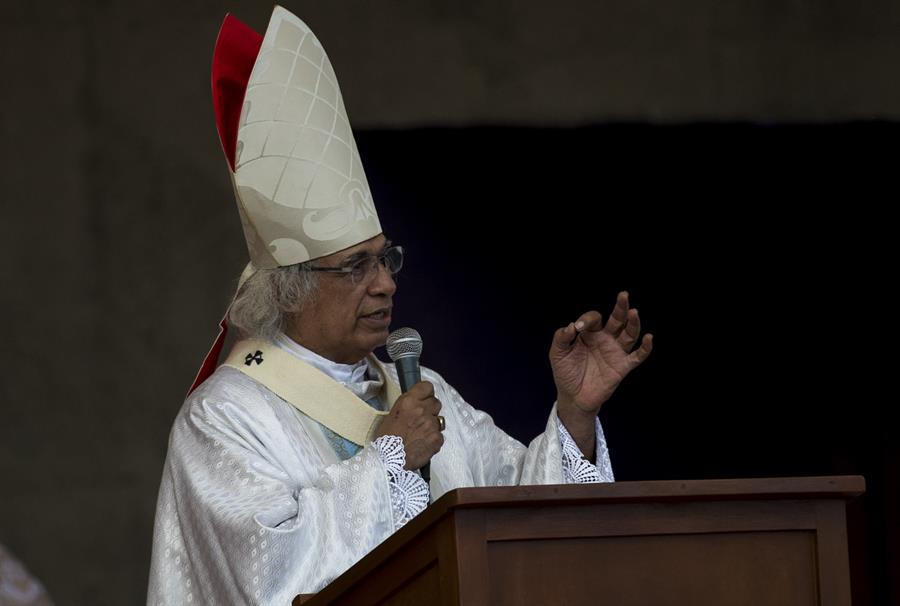 “Quieren quitar fortaleza a la iglesia” en Nicaragua, afirma el cardenal Brenes