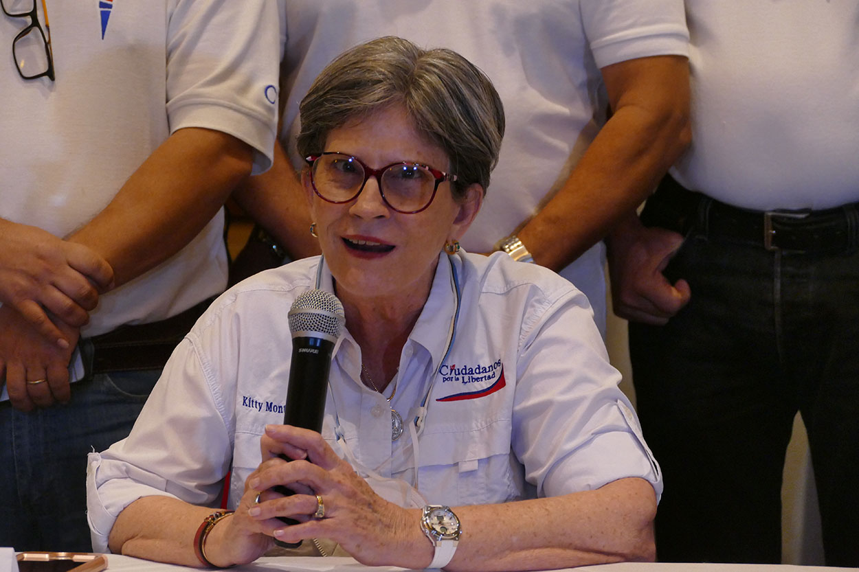 Kitty Monterrey confirma redada contra exfuncionarios de CxL: “Demandamos su pronta liberación”