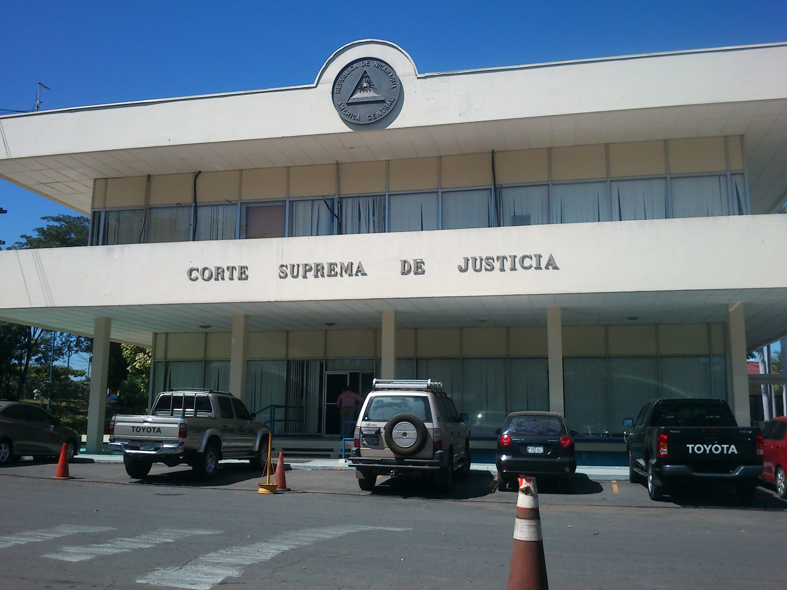 Las hipótesis sobre la CSJ y los recursos por inconstitucionalidad contra las leyes represivas de Ortega