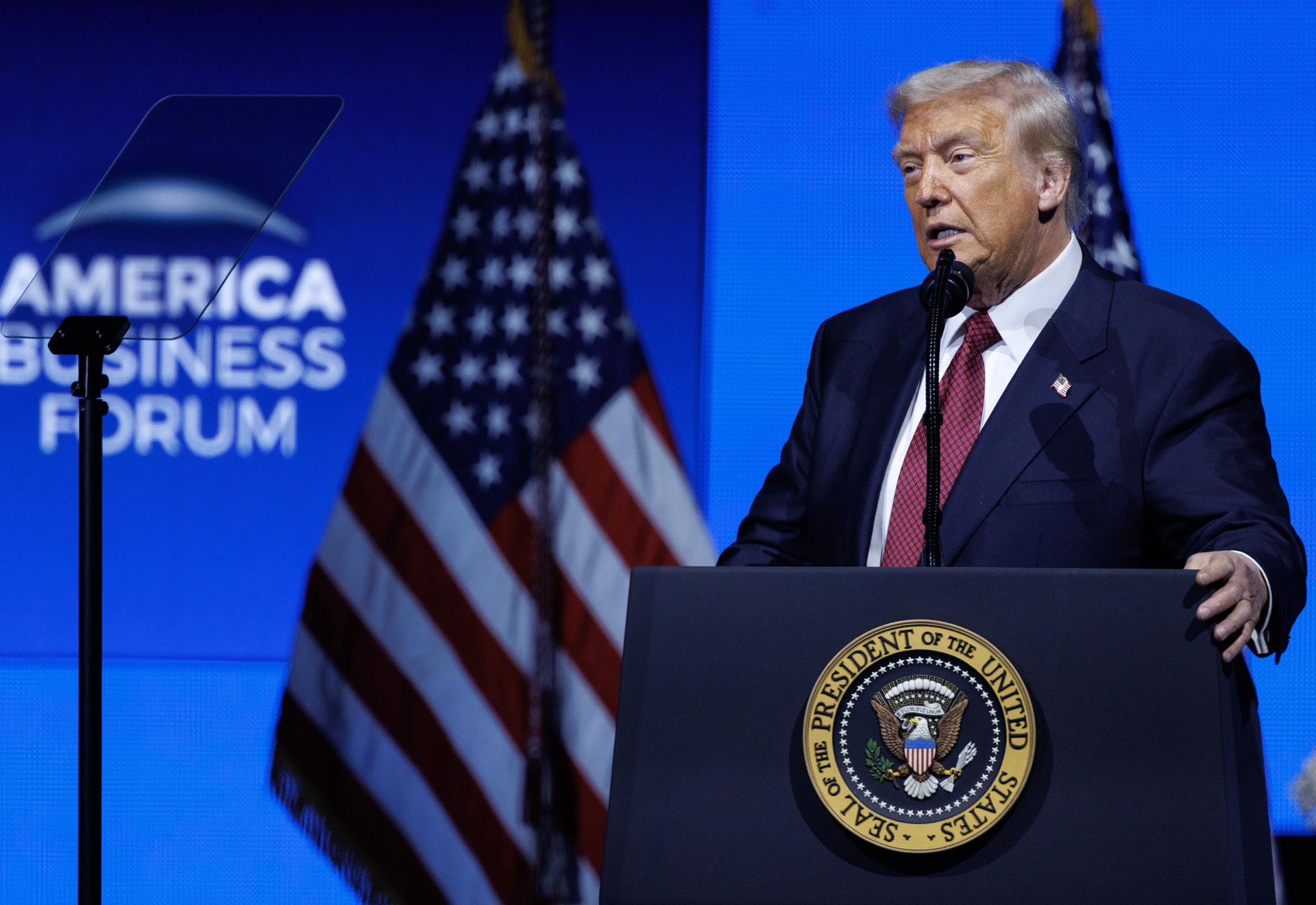 Trump dice que «Miami será un refugio» para «escapar del régimen comunista de Nueva York»