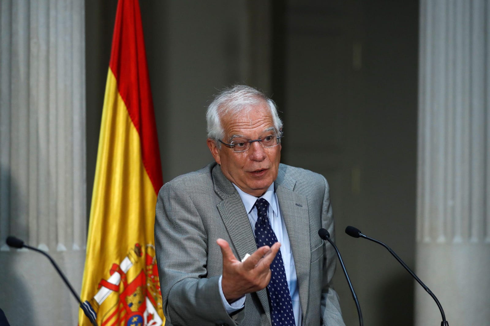 Josep Borrell a Ortega: “Reconsidere, (cerrar el diálogo) no es el camino”
