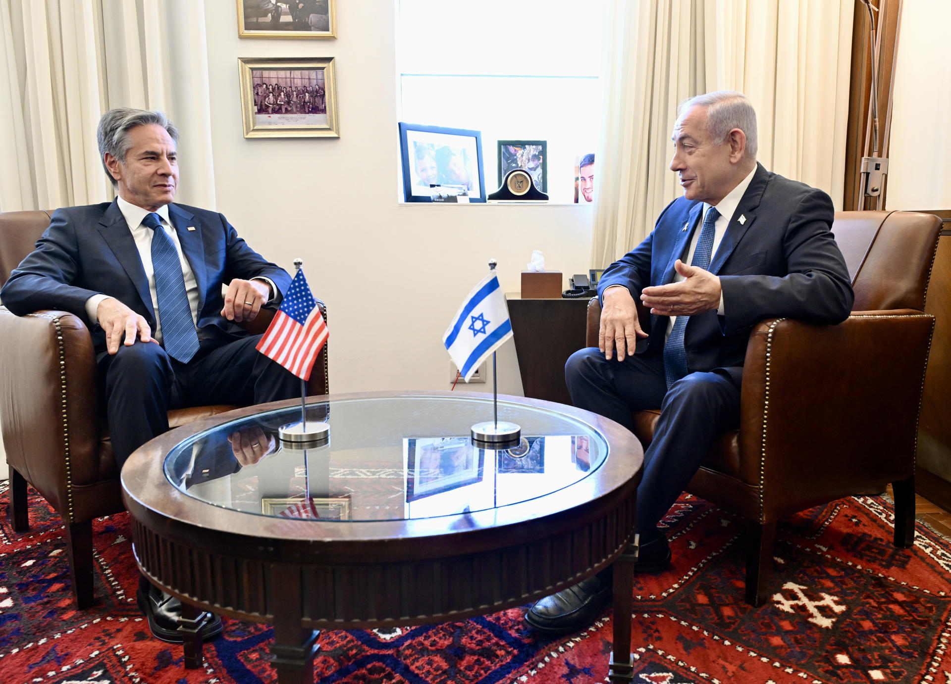 Blinken y Netanyahu coinciden en aprovechar la muerte de Sinwar para salvar a los rehenes