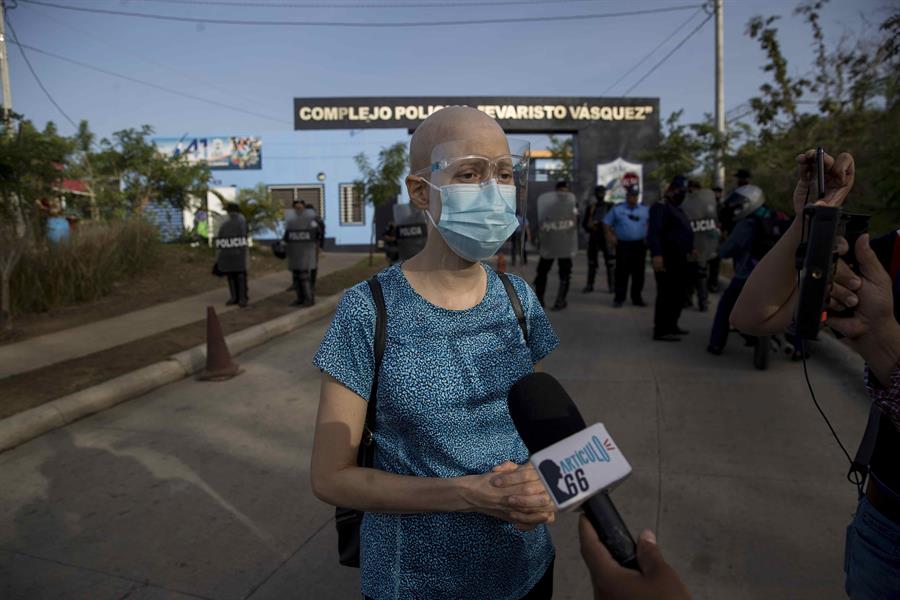 Cristian Tinoco, quien lucha contra el cáncer, pide ver a su padre Víctor Hugo Tinoco