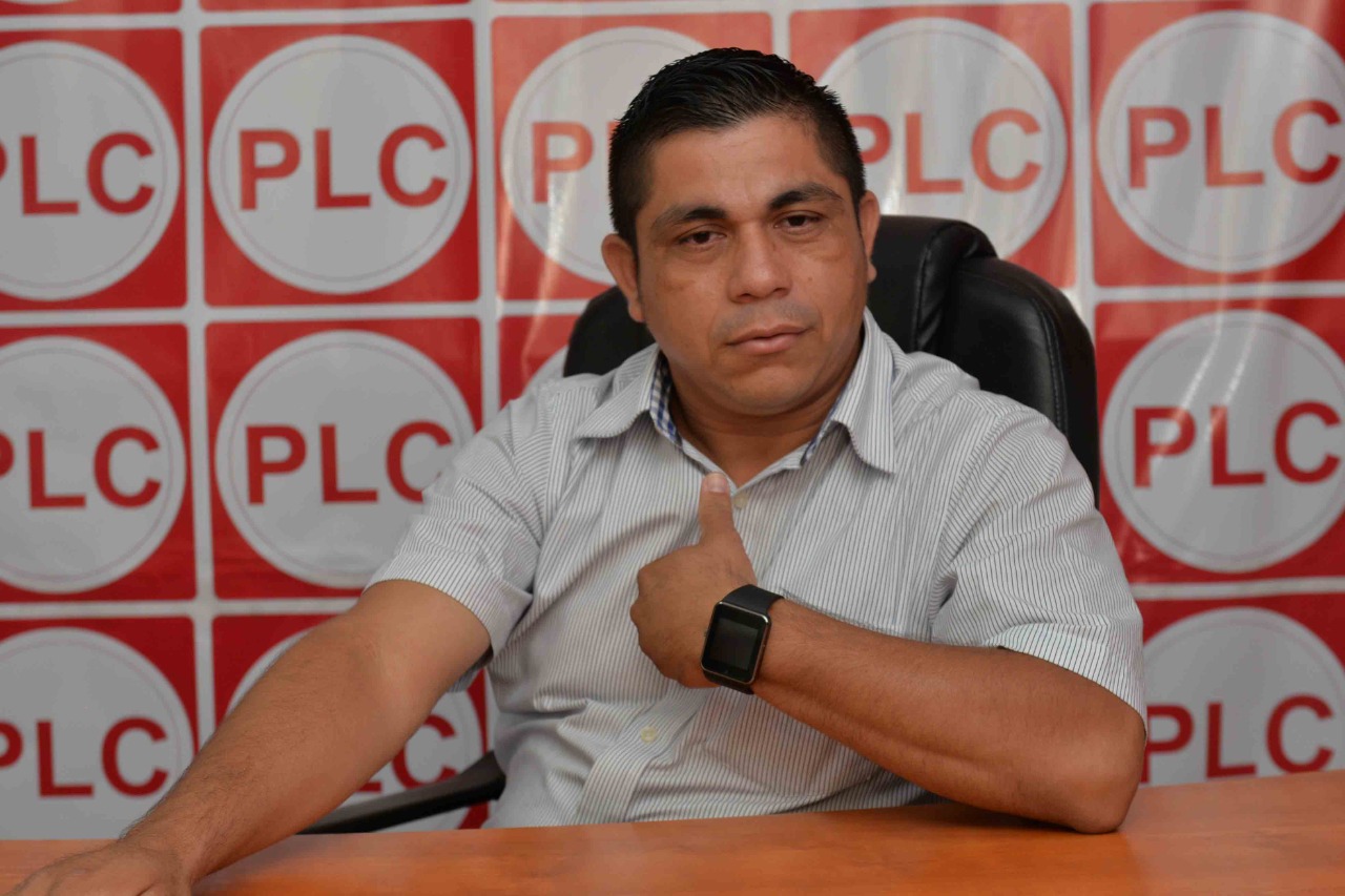 PLC nombra a Walter Espinoza como su nuevo candidato presidencial, tras renuncia de Milton Arcia 