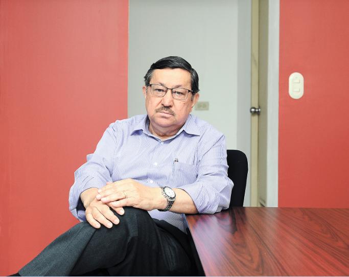 Ministerio Público cita al exembajador Mauricio Díaz