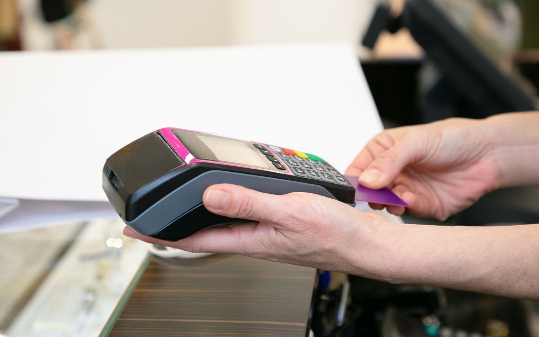 El BCN ordena que los pagos con tarjetas de crédito y débito sean en córdobas