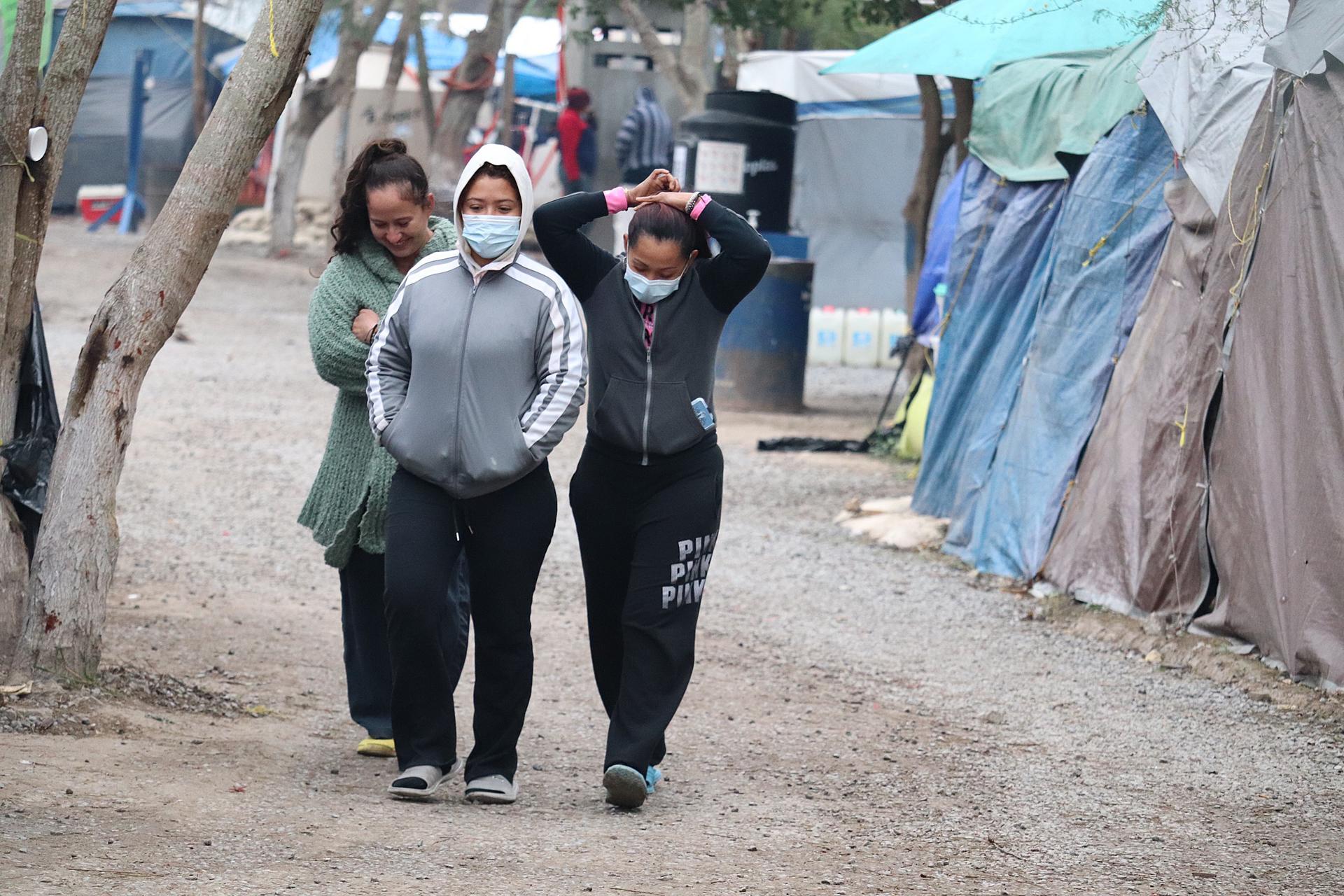 El 53% de mujeres migrantes en México afirma haber sido víctima de delitos, según encuesta