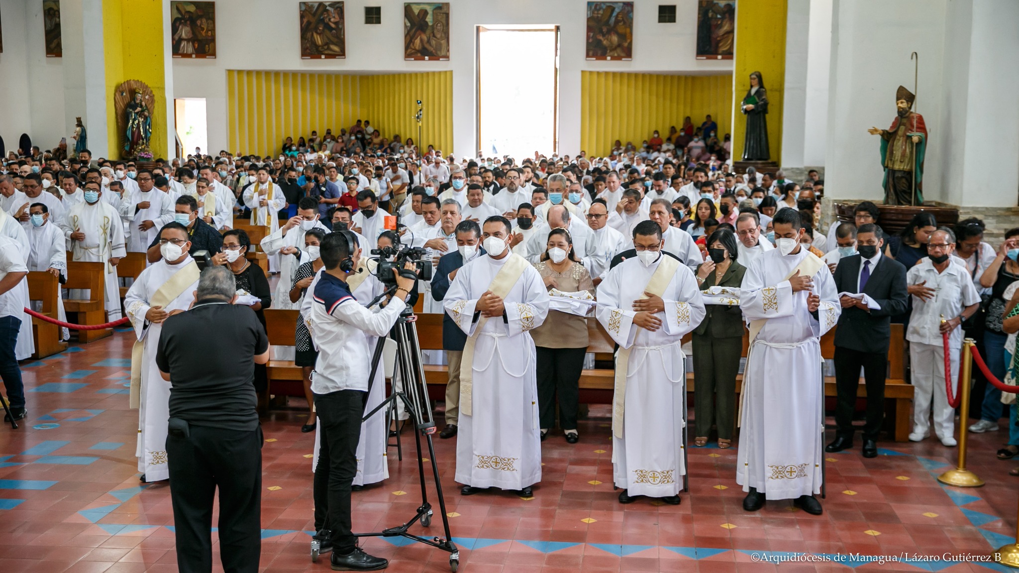 «Si salen en procesión, van presos»: régimen intensifica amenazas contra sacerdotes en Semana Santa