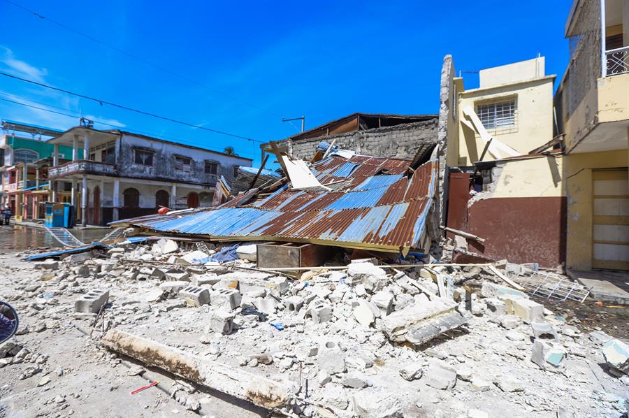 Aumentan a 227 los muertos a causa del terremoto en Haití
