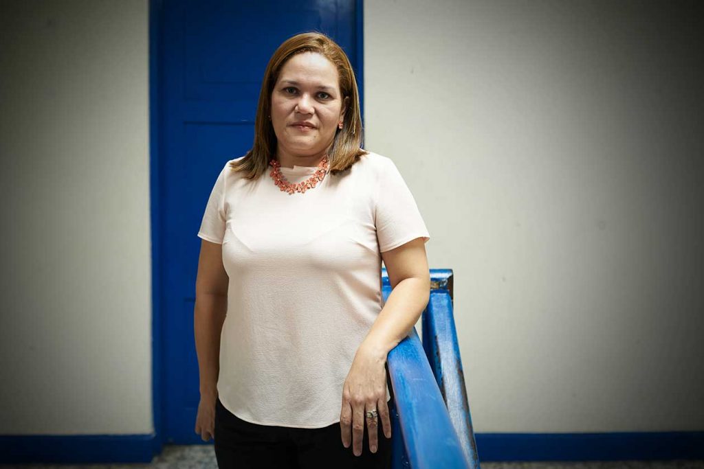 “Te vamos a recetar la paz del comandante… golpista maldita”, las amenazas de muerte contra la abogada Leyla Prado de la CPDH