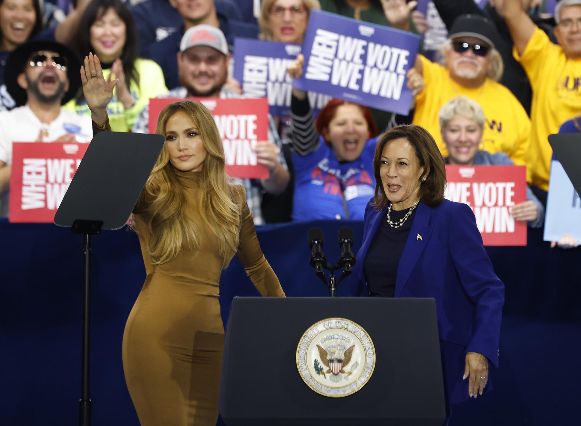 Maná y JLO impulsan la campaña de Kamala Harris y llaman al voto latino en Las Vegas