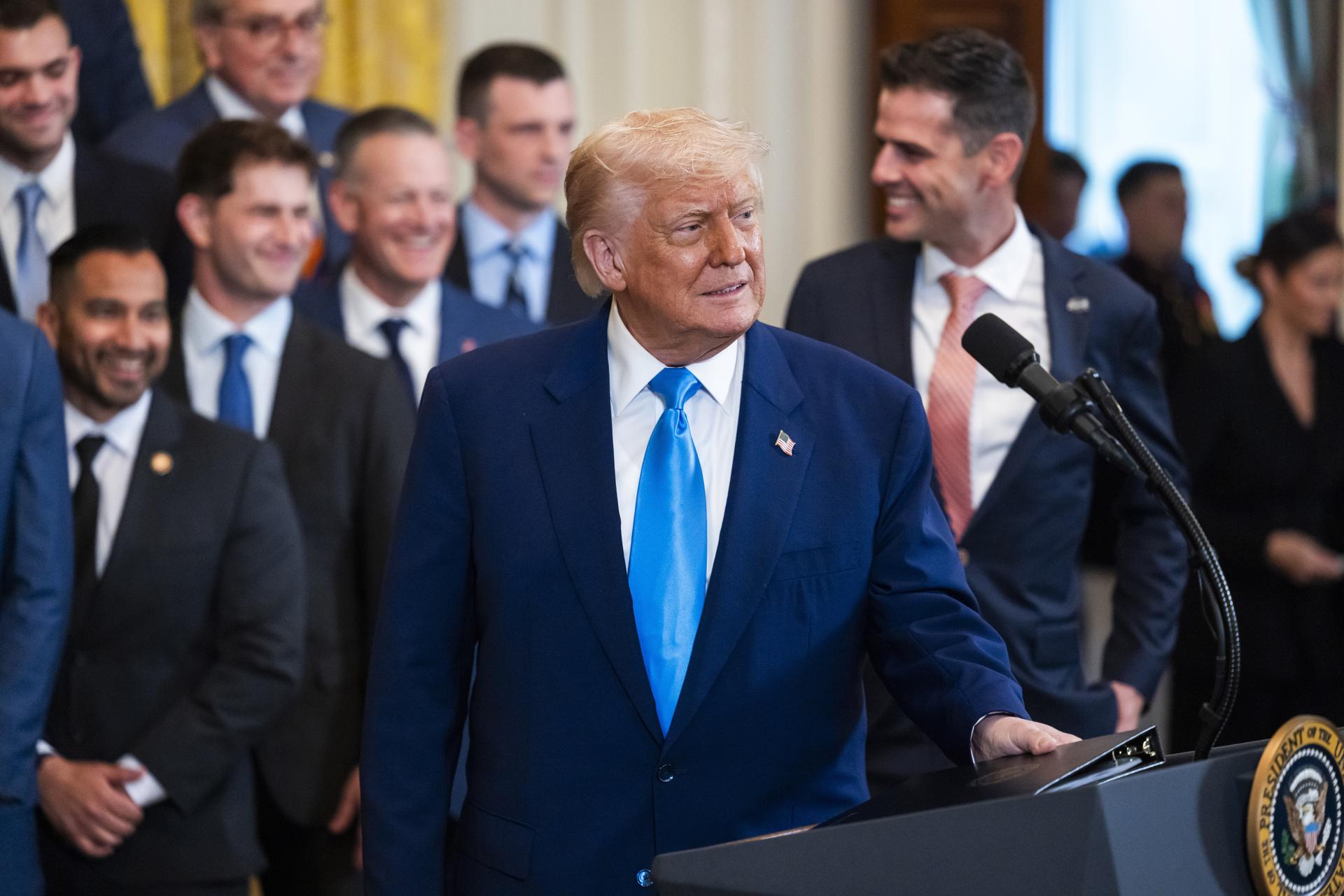 Cámara de Representantes de EE.UU. aprueba plan fiscal de Trump y lo envía al Senado