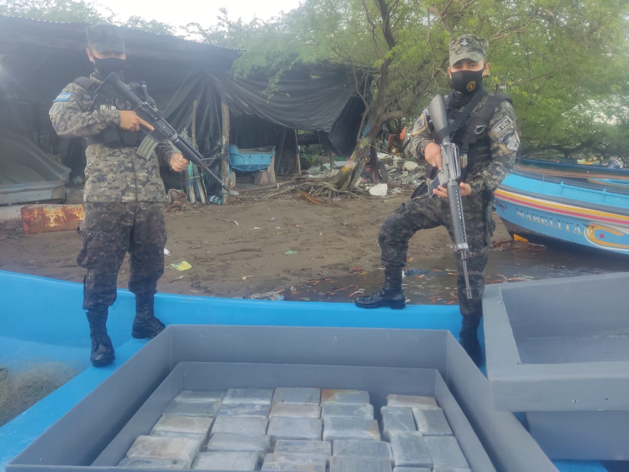 Cuatro nicaragüenses capturados en El Salvador en operativo antidroga