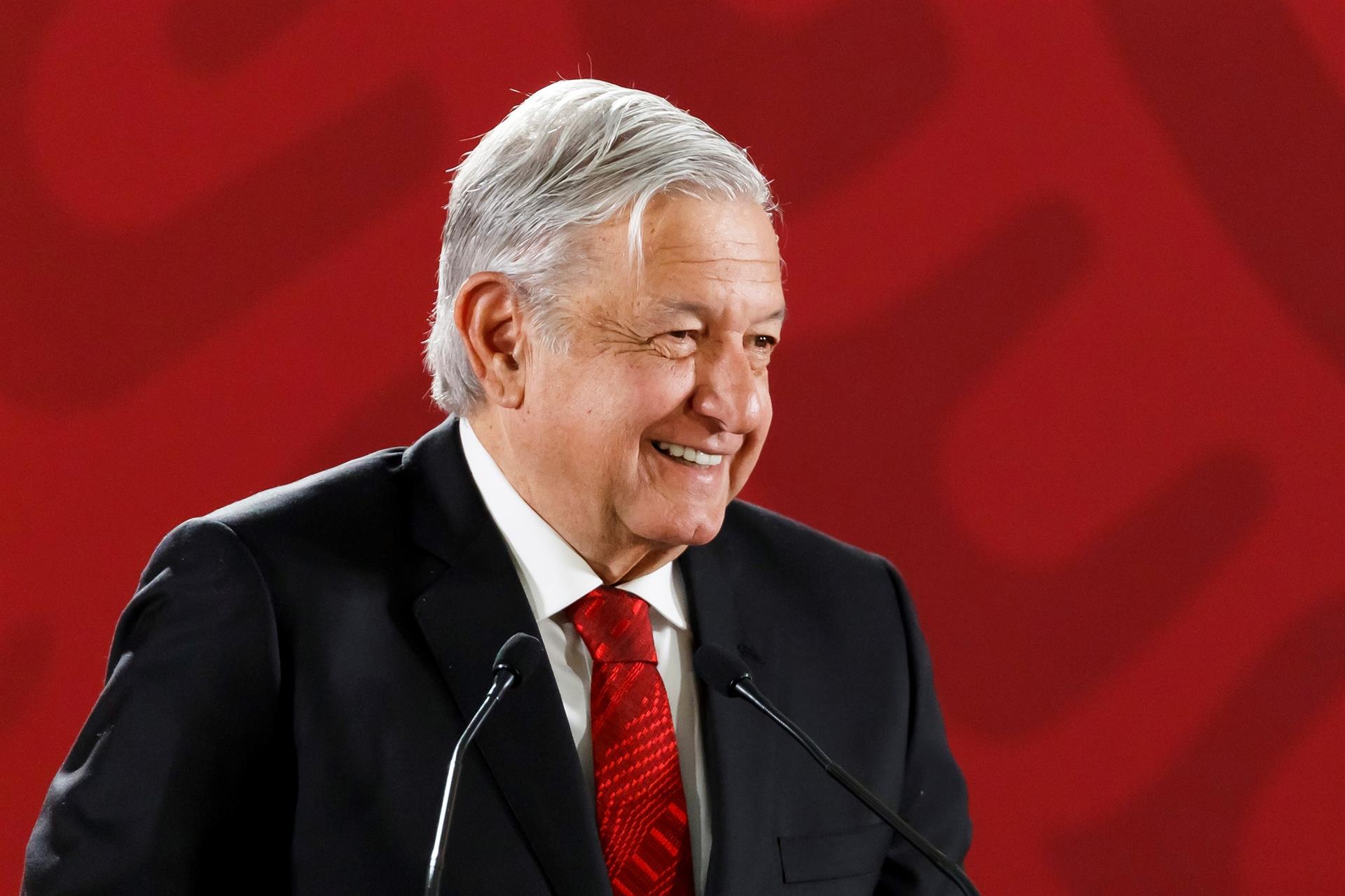 Presidente mexicano mintió más de 61.000 veces en conferencias, según informe