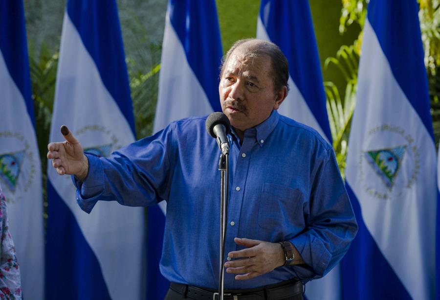 Ortega pide unidad a nicaragüenses en el litigio con Colombia y critica a los obispos