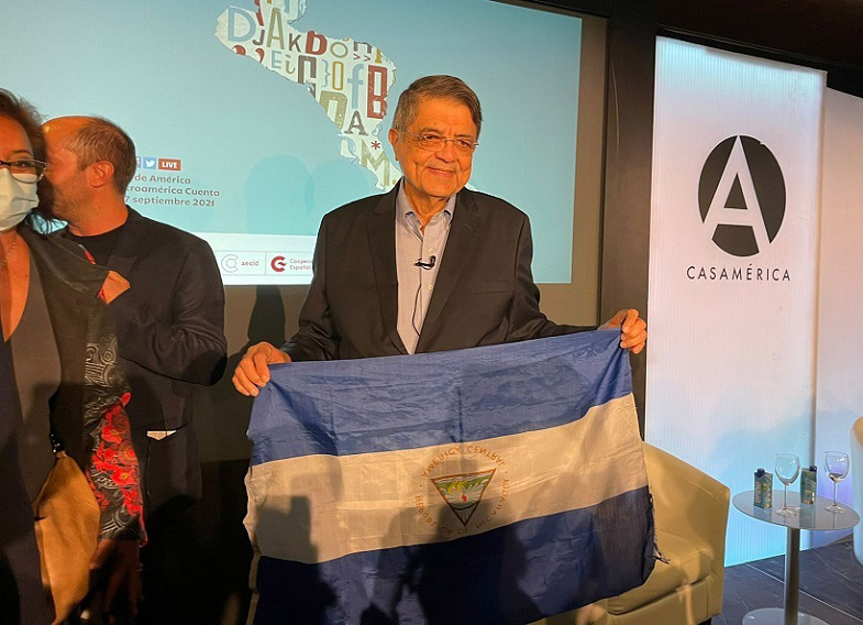 Sergio Ramírez: “Es inédito que una pareja desgobierne un país”