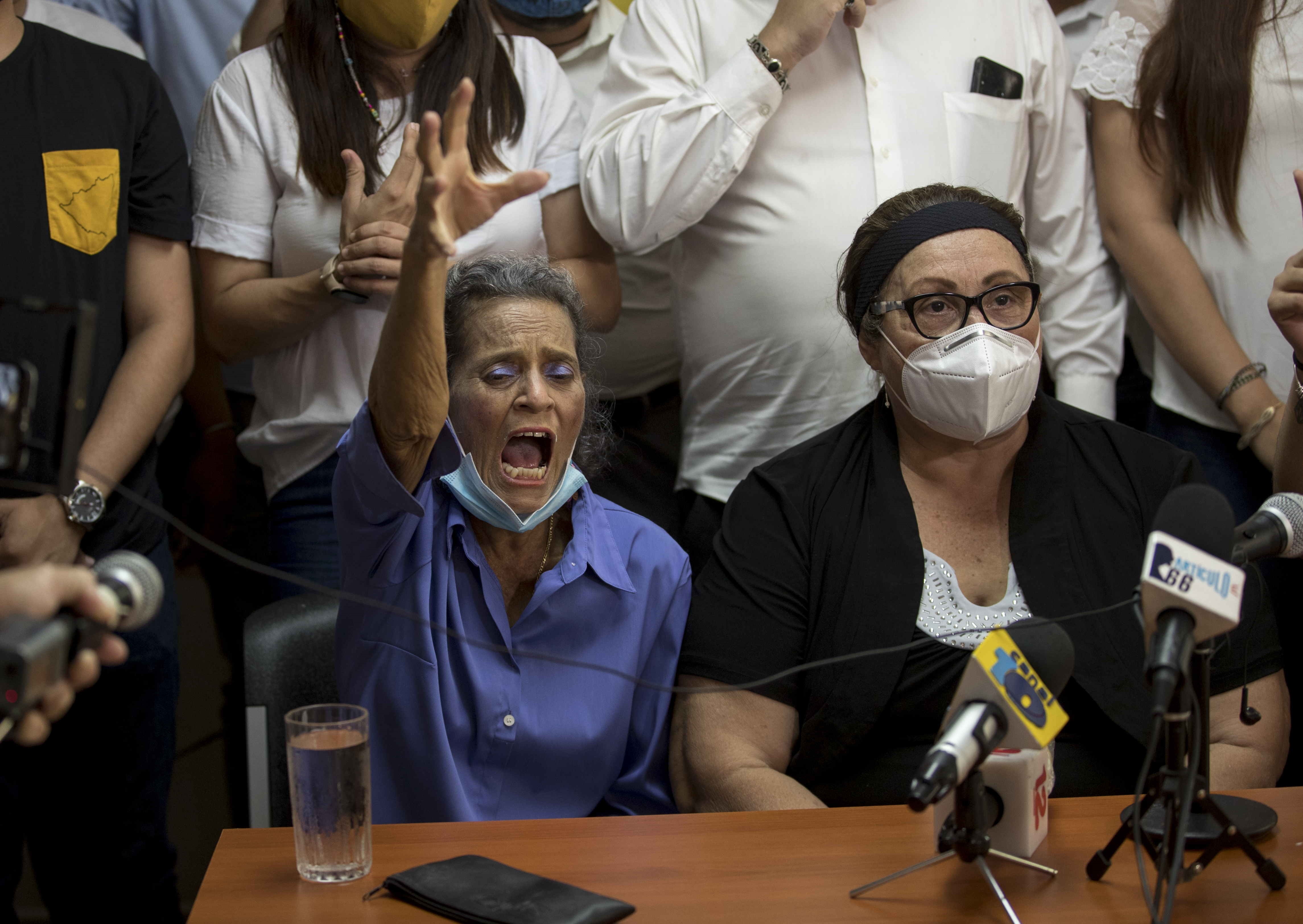 La “infamia” de la dictadura de Ortega expuesta en la negativa a Max Jerez a despedirse de su madre 
