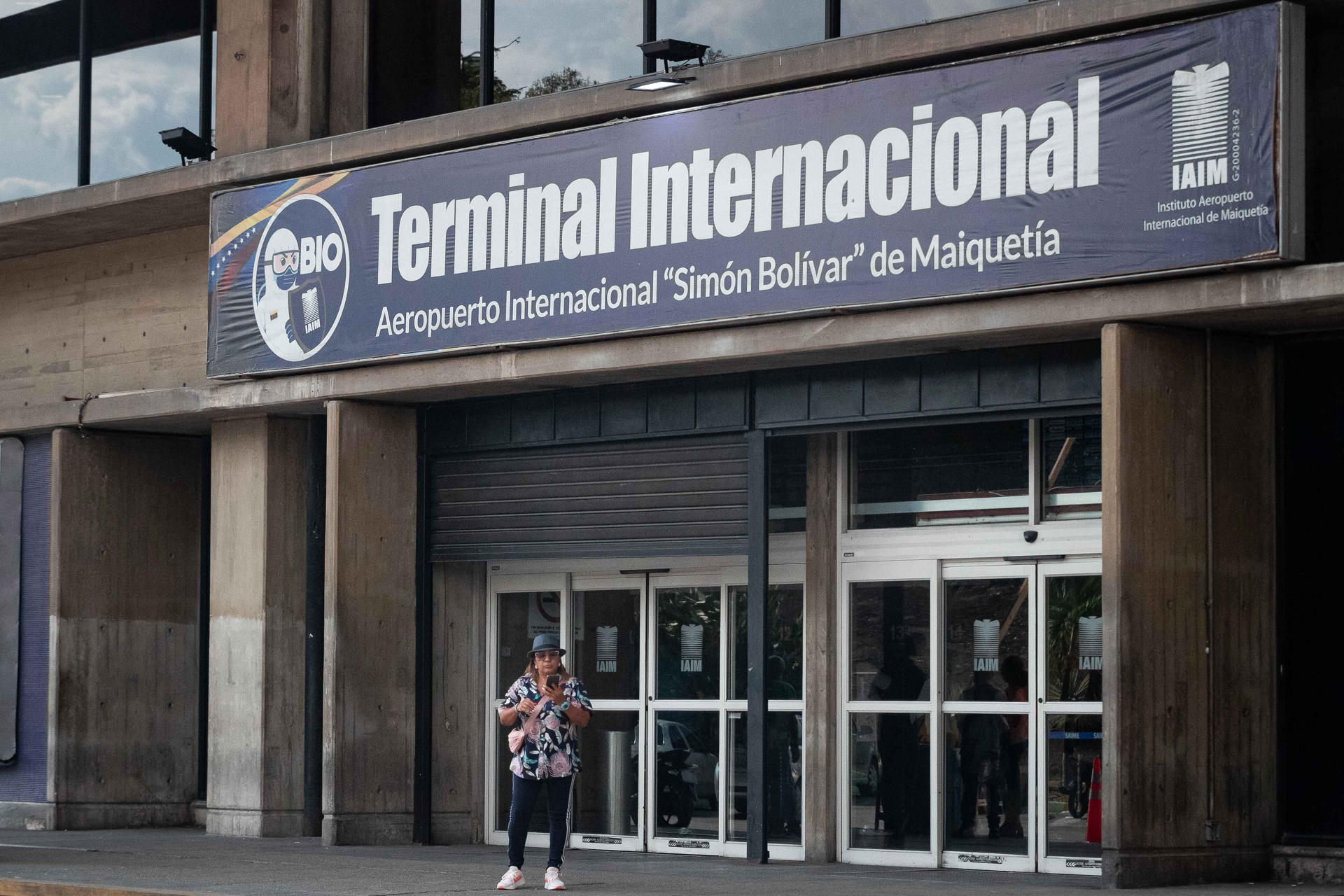 Maduro amenaza a aerolíneas que suspendieron vuelos a Venezuela