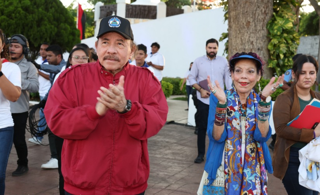 Ortega amenaza a bancos, investigados por “cómplices” de opositores confiscados