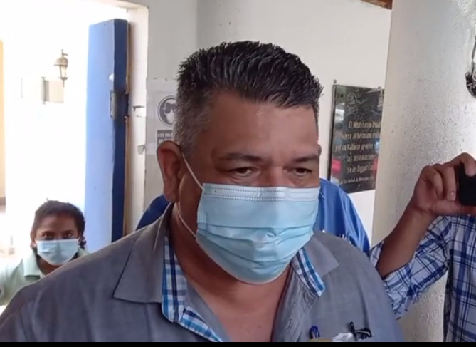 Régimen impide salida de Nicaragua al periodista Mauricio Madrigal y le retira su pasaporte