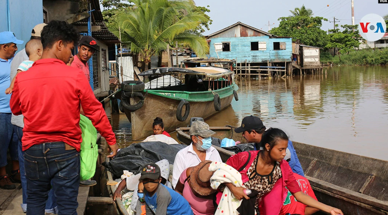 Extensas filas en el Caribe de Nicaragua para vacunarse contra el COVID-19