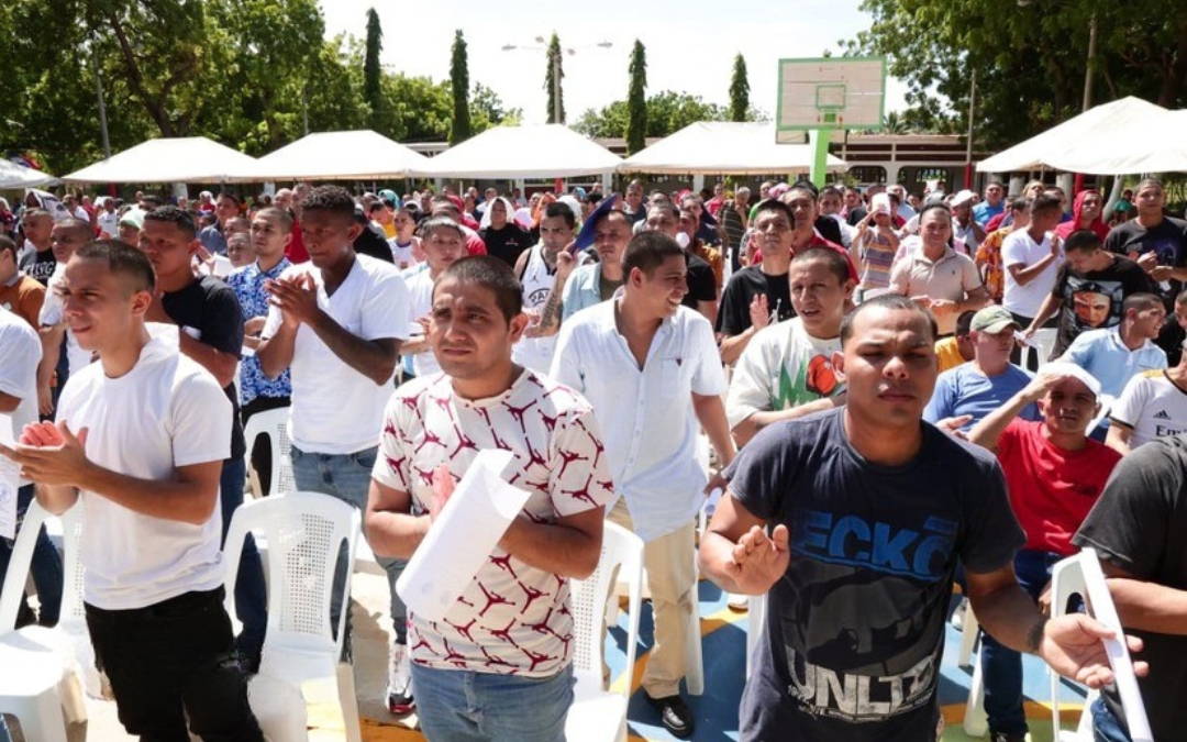El régimen anuncia liberación de 1,200 reos comunes en honor al cardenal Obando y Bravo