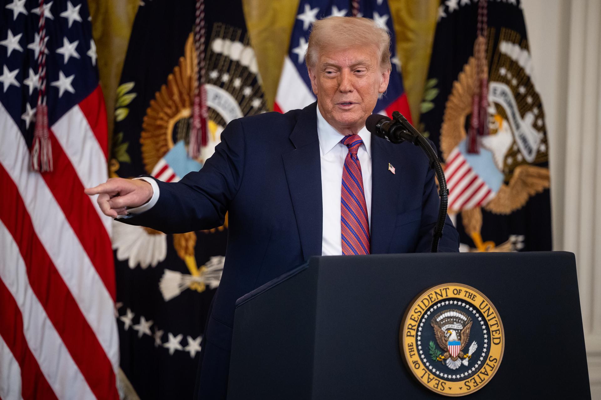 El Gobierno de Trump se jacta de que los arrestos de inmigrantes «se han disparado»