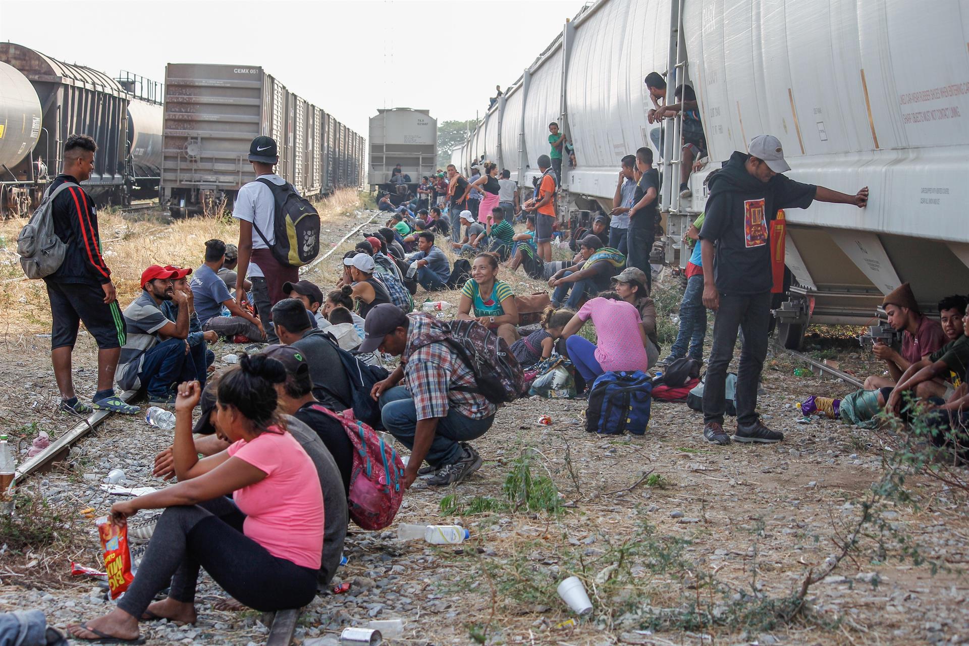 Migración de México intercepta a casi 2.000 indocumentados en un solo día