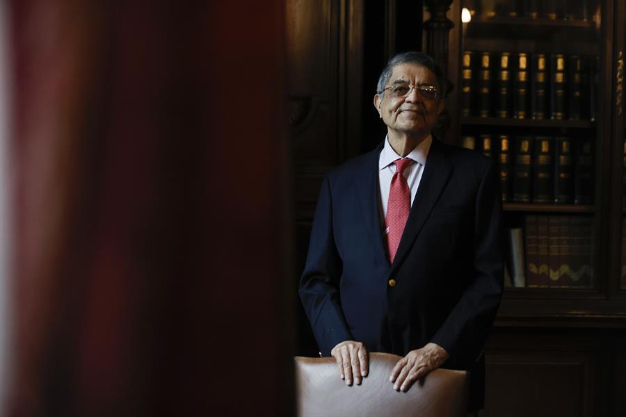 Sergio Ramírez pone de relieve «las palabras con filo» temidas por dictaduras
