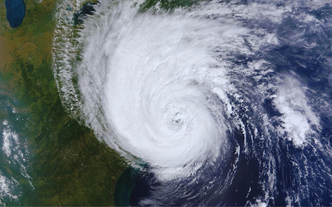 Al menos 10 huracanes y 19 tormentas azotarán el Atlántico en 2025, según la NOAA