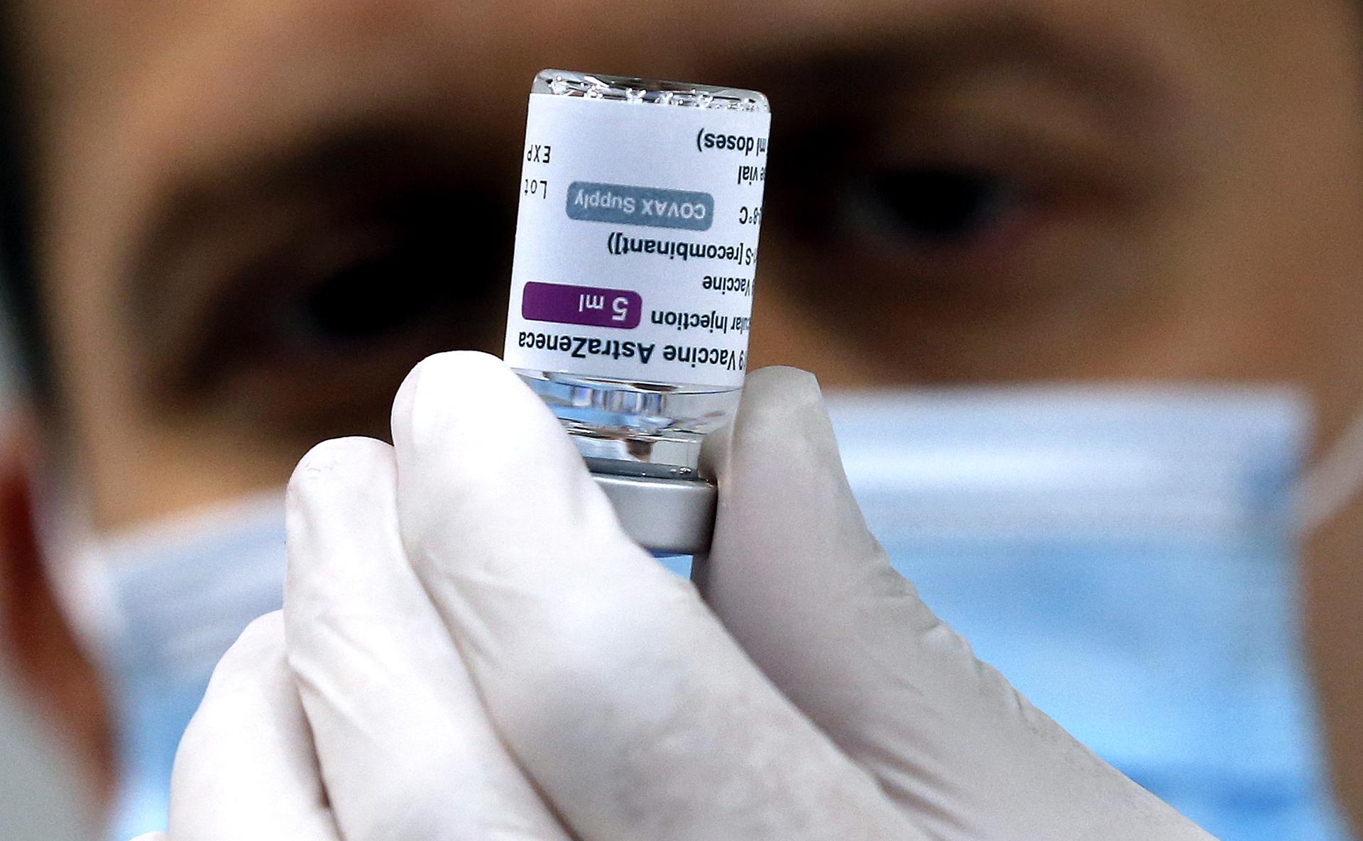 La vacuna contra la covid de AstraZeneca dejará de comercializarse mañana en la Unión Europea