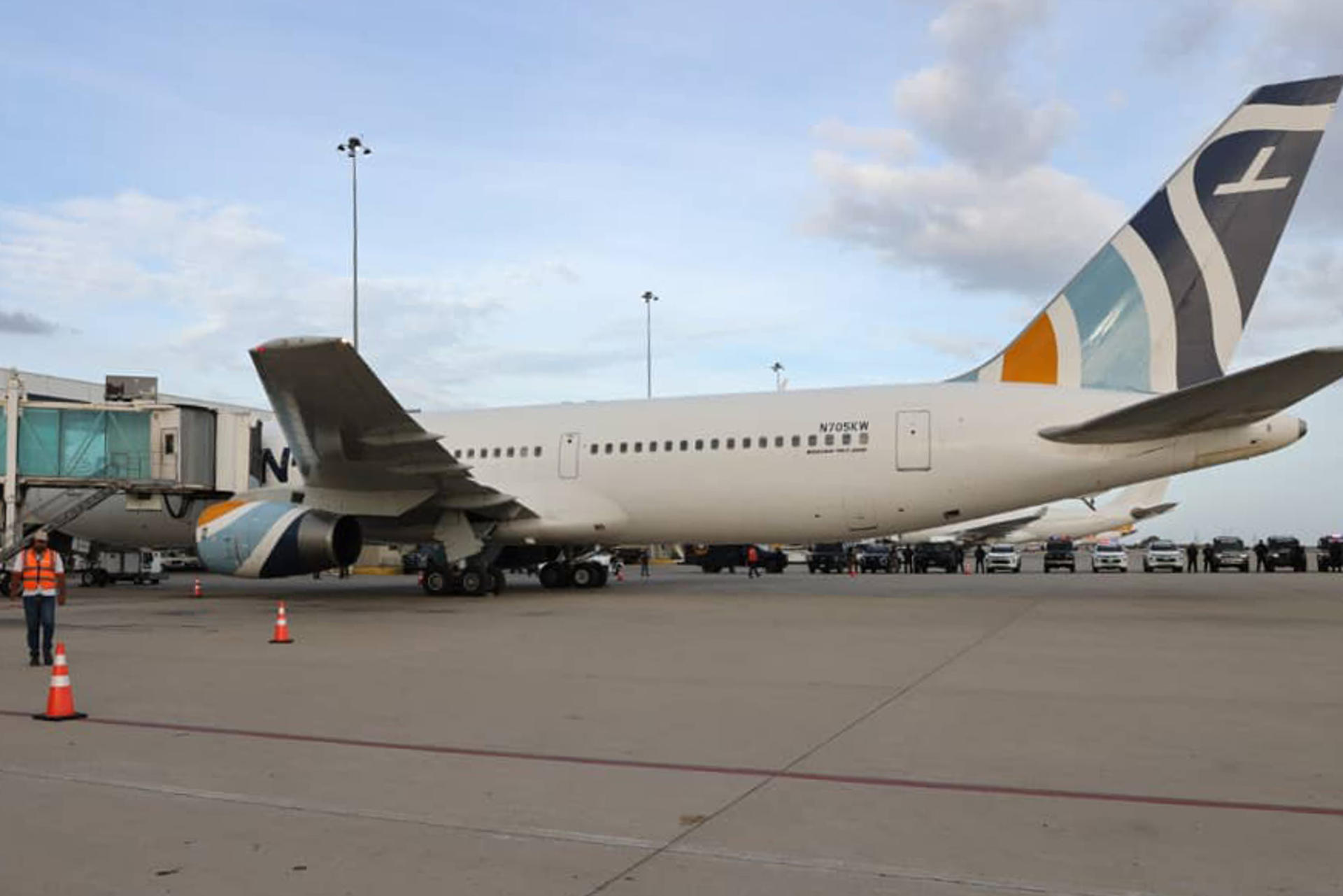 Llega a Venezuela un avión con 316 migrantes, 142 de ellos niños, repatriados desde México