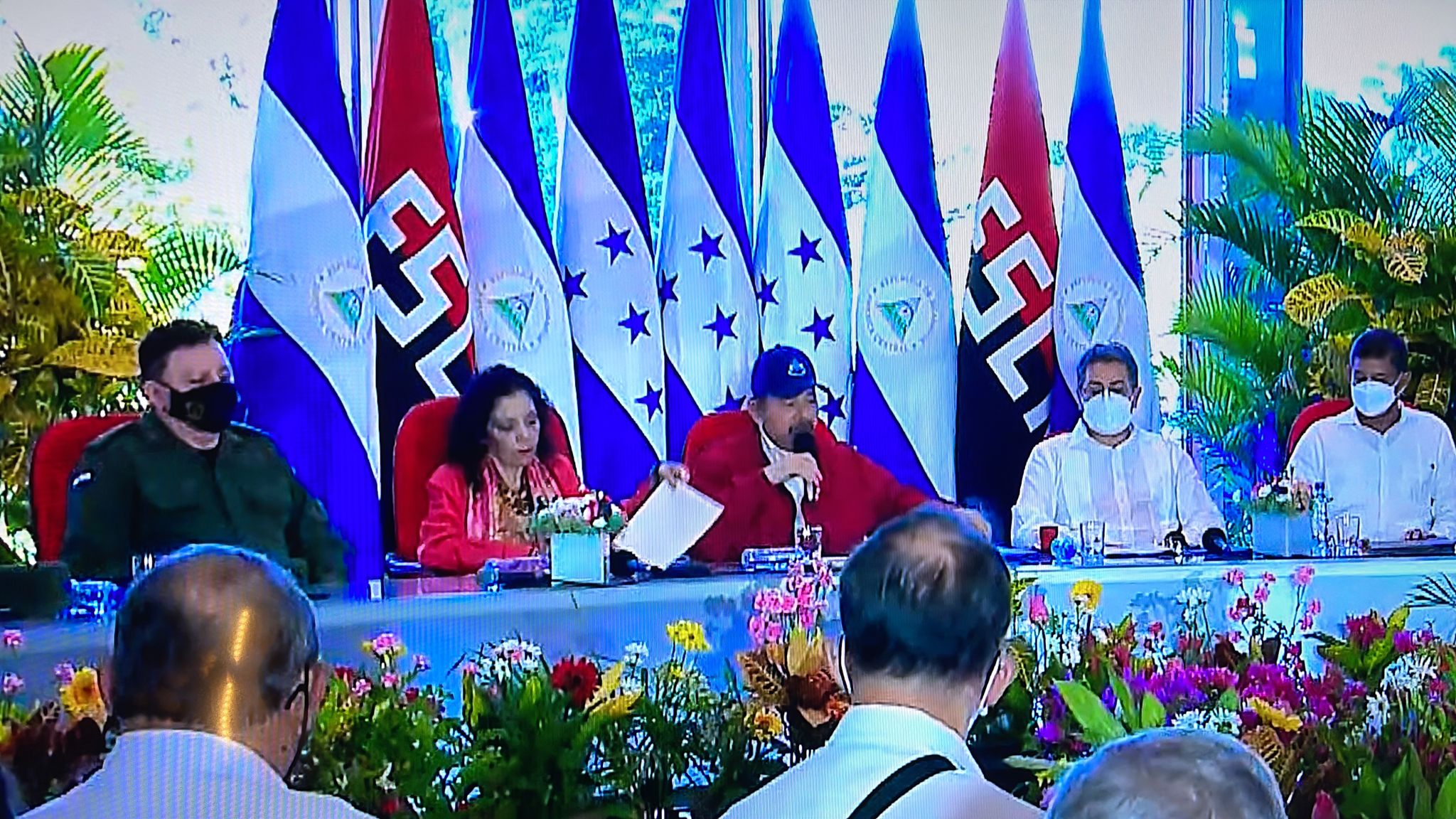 Ortega recibe espaldarazo del Presidente de Honduras en medio de aislamiento internacional