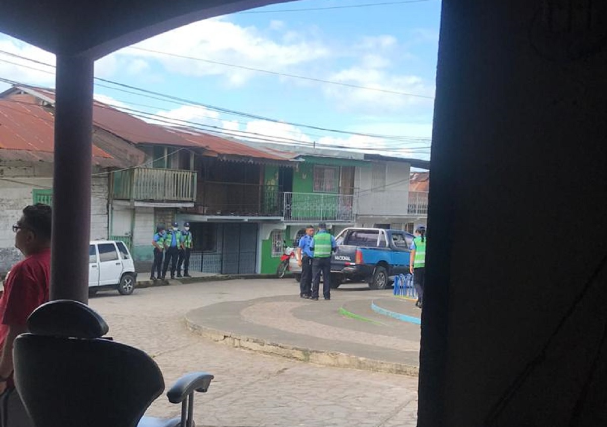 Policía Orteguista allana negocio de familia opositora en Río San Juan por “llamar al no voto”
