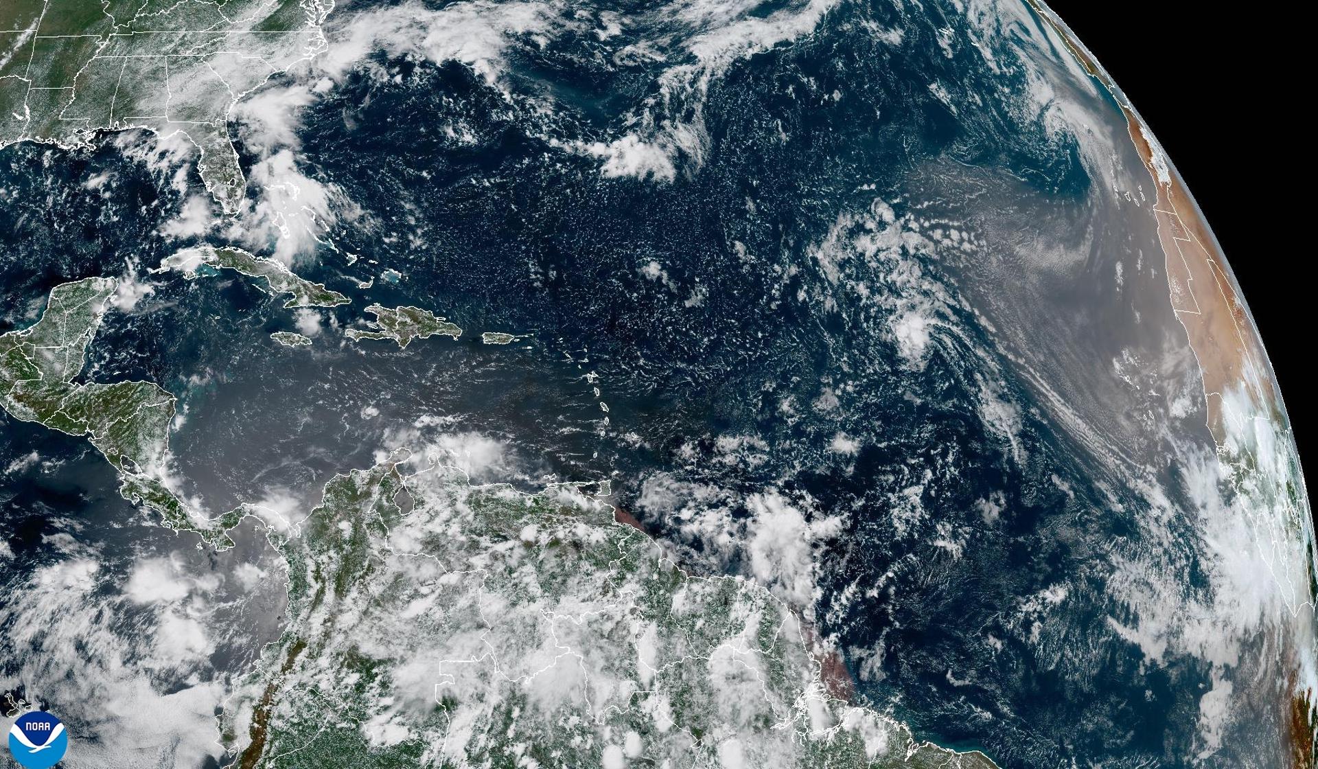 EE.UU. alerta de que Erin sería un huracán el jueves con riesgo de acercarse a Puerto Rico