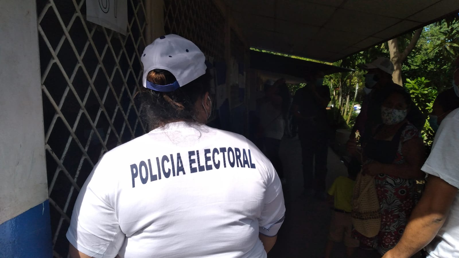Galería | Managua con escasos votantes, pero asediada por simpatizantes del régimen