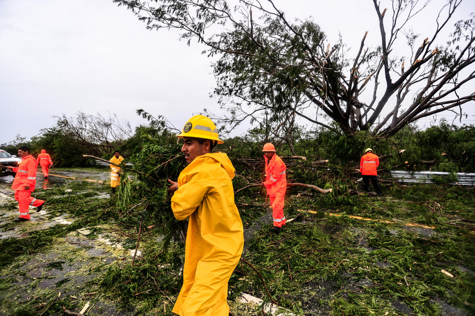 John resurge como tormenta tropical e impactará de nuevo al sur de México