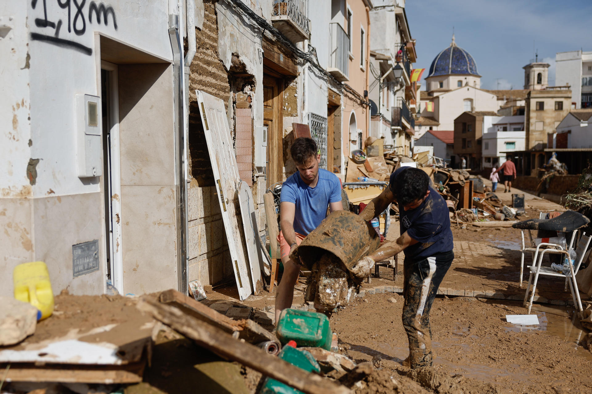 Sube a 155 la cifra de víctimas mortales por las inundaciones en la provincia de Valencia