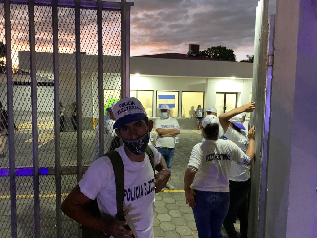Abstencionismo evidente hasta en el cierre de las JRV