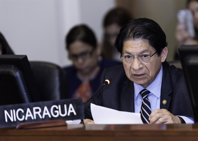Canciller Moncada descalifica a la OEA para justificar decisión del dictador Ortega
