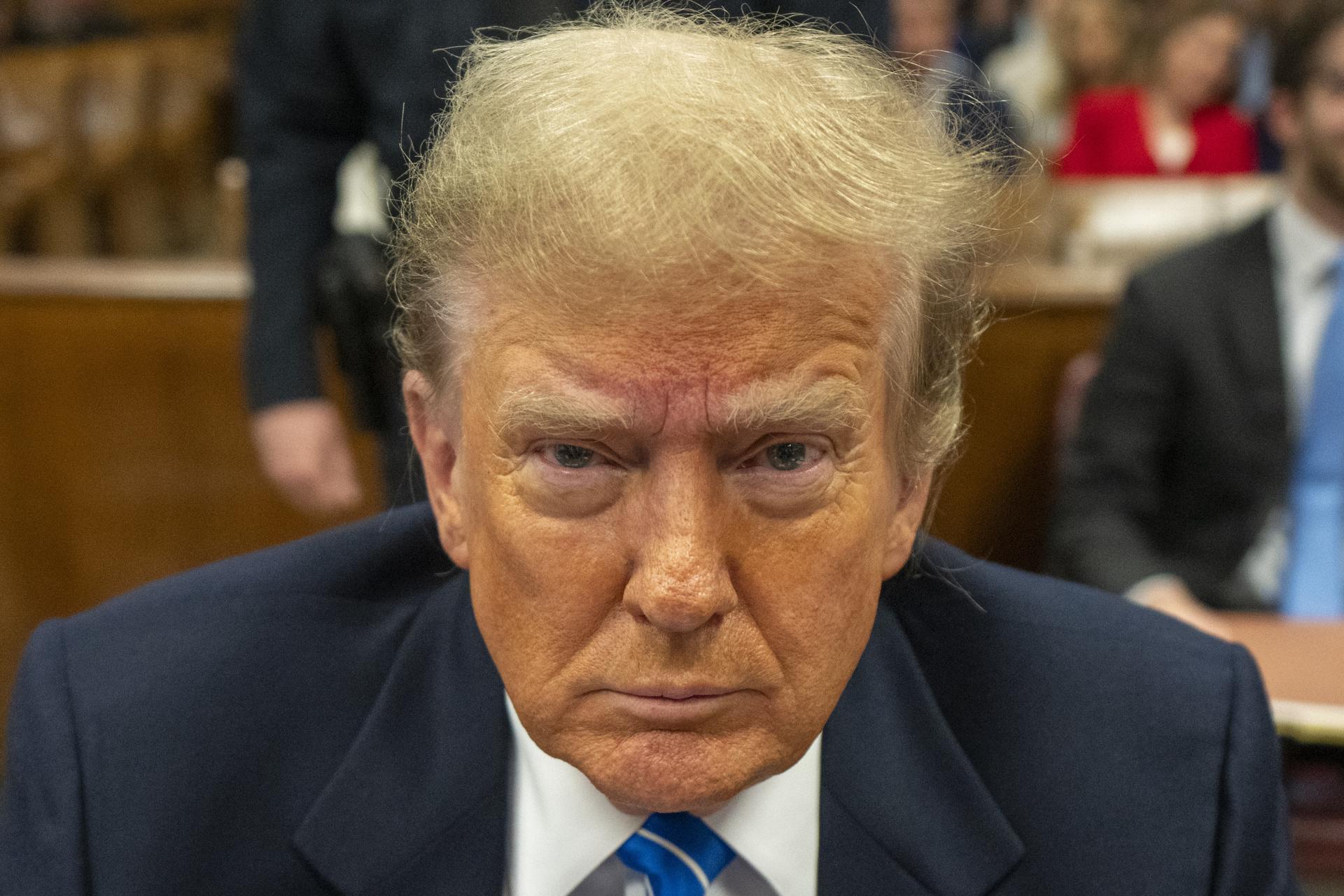 Exabogado de Trump confirma que le preocupaba que salieran historias de su «vida personal»