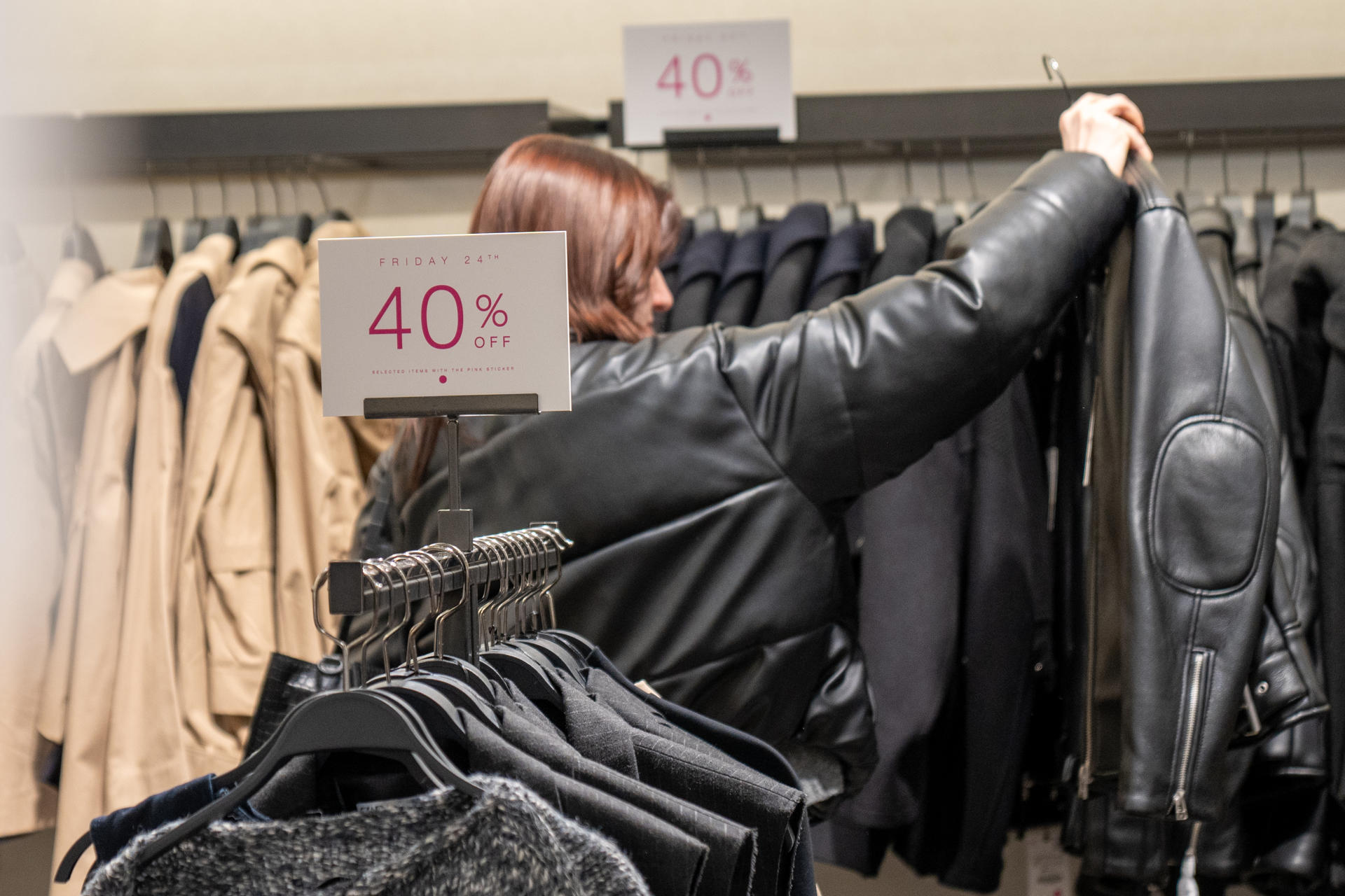 Inflación de precios de consumo personal en EEUU sube tres décimas en junio hasta el 2,6 %