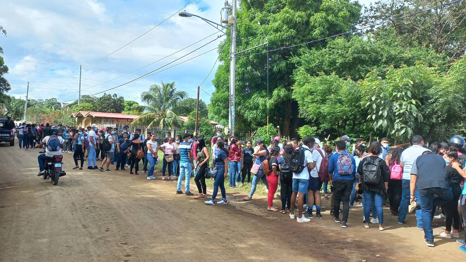 Reina la incertidumbre entre estudiantes de la Uhispam