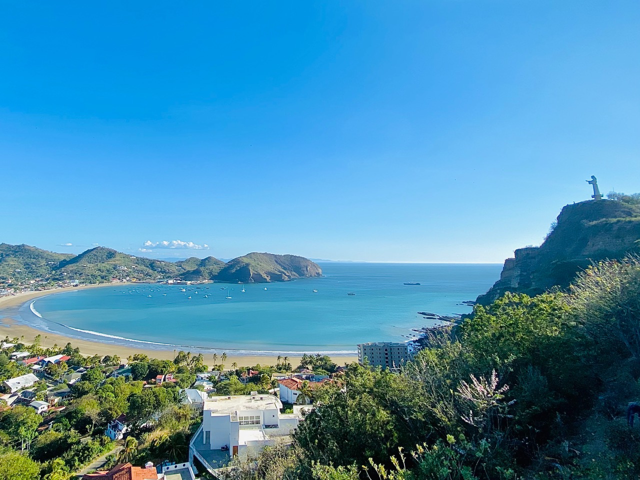 Vuelven los turistas a San Juan del Sur, reservas de casas registran su mejor temporada desde 2018