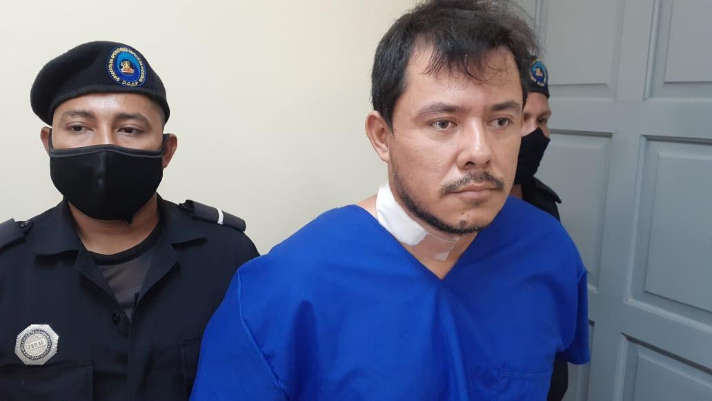 Expolicía planificó femicidio contra abogada, sacó copias de la llave de su casa y la esperó para matarla