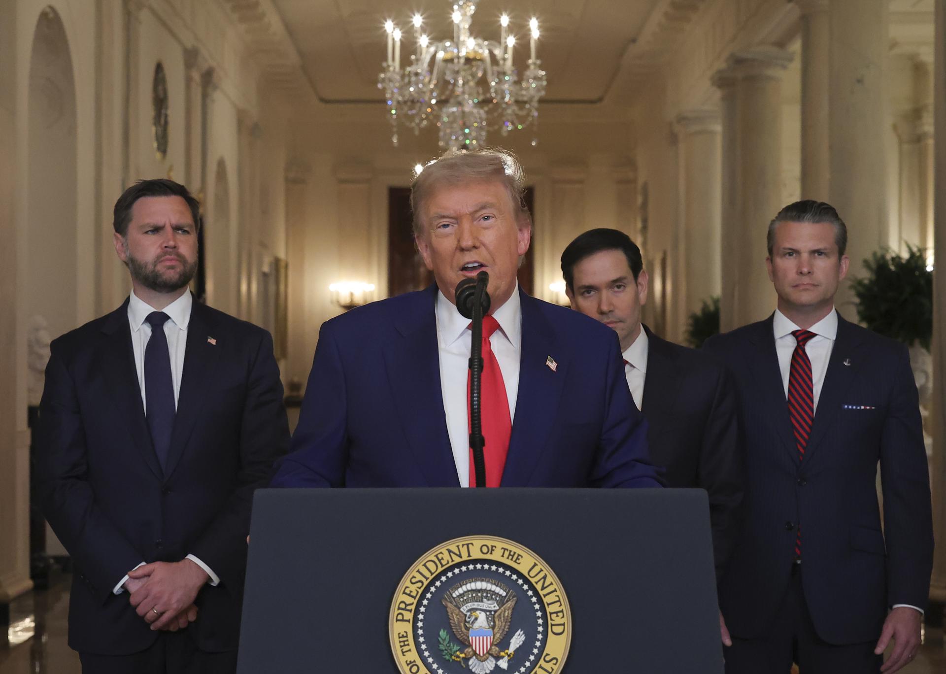 Trump advierte a Irán tras ataques contra instalaciones nucleares: «Habrá paz o tragedia»