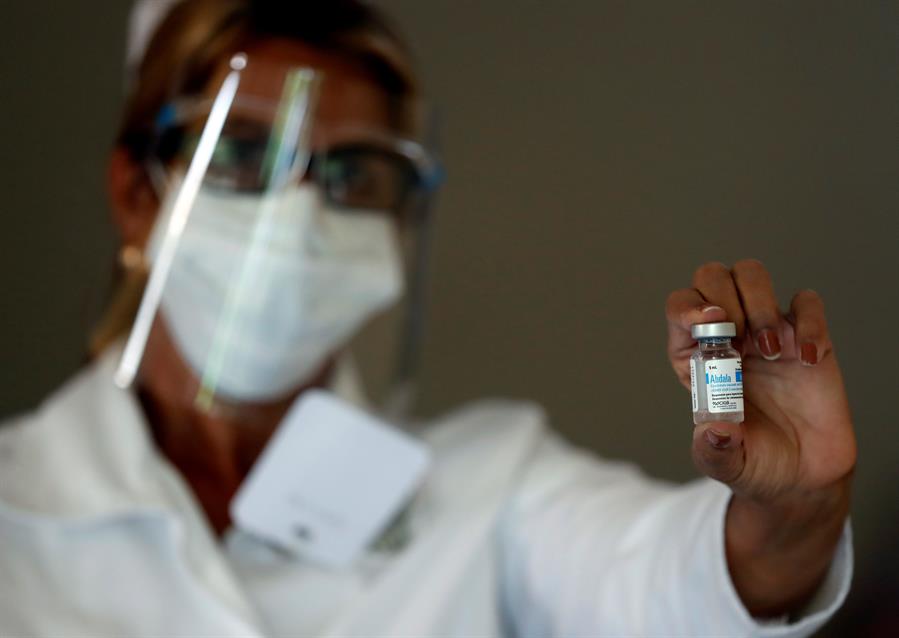 El BCIE concede a Cuba un crédito para producir 200 millones de vacunas anticovid